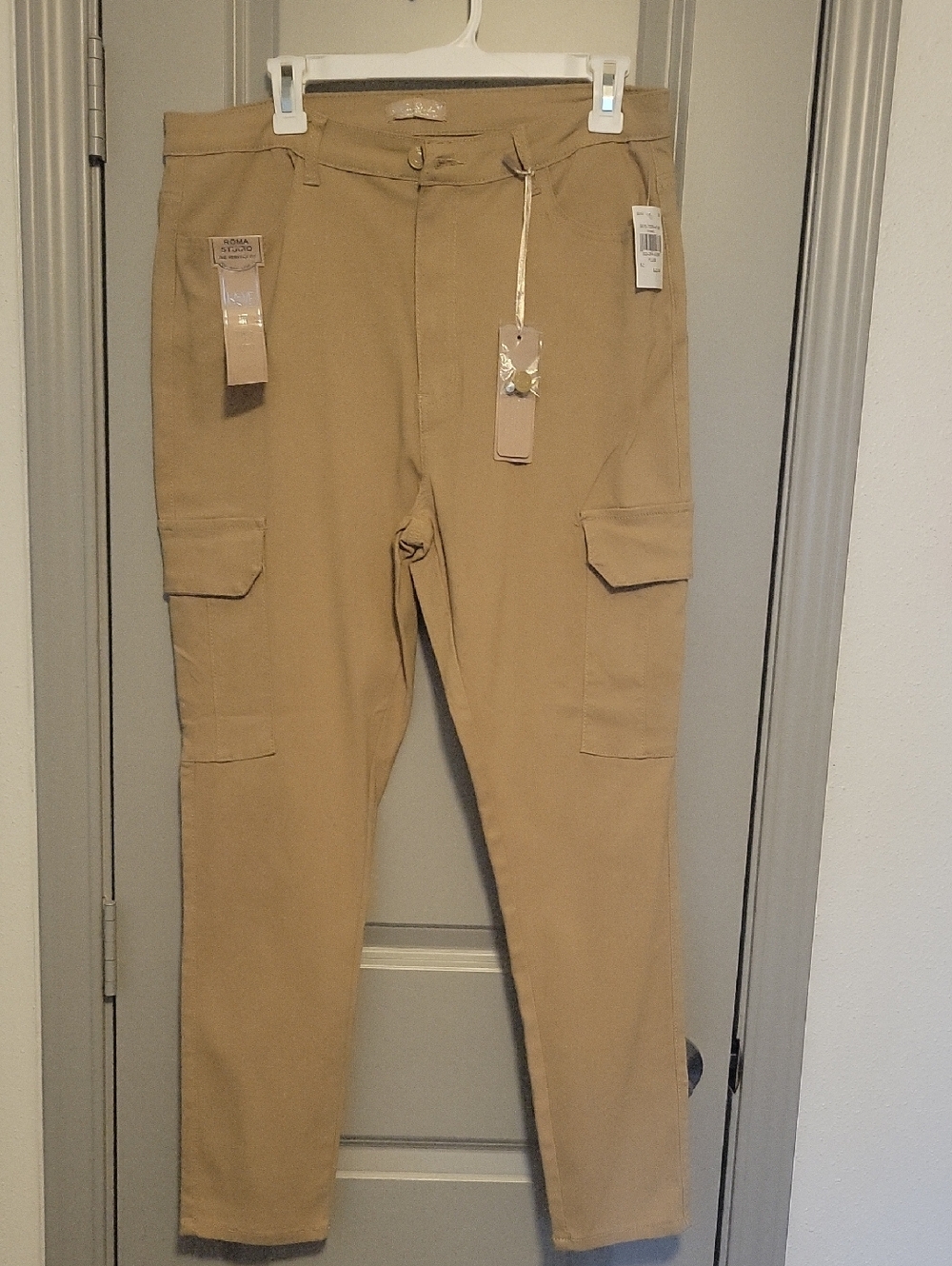 Skinny Cargo Pants